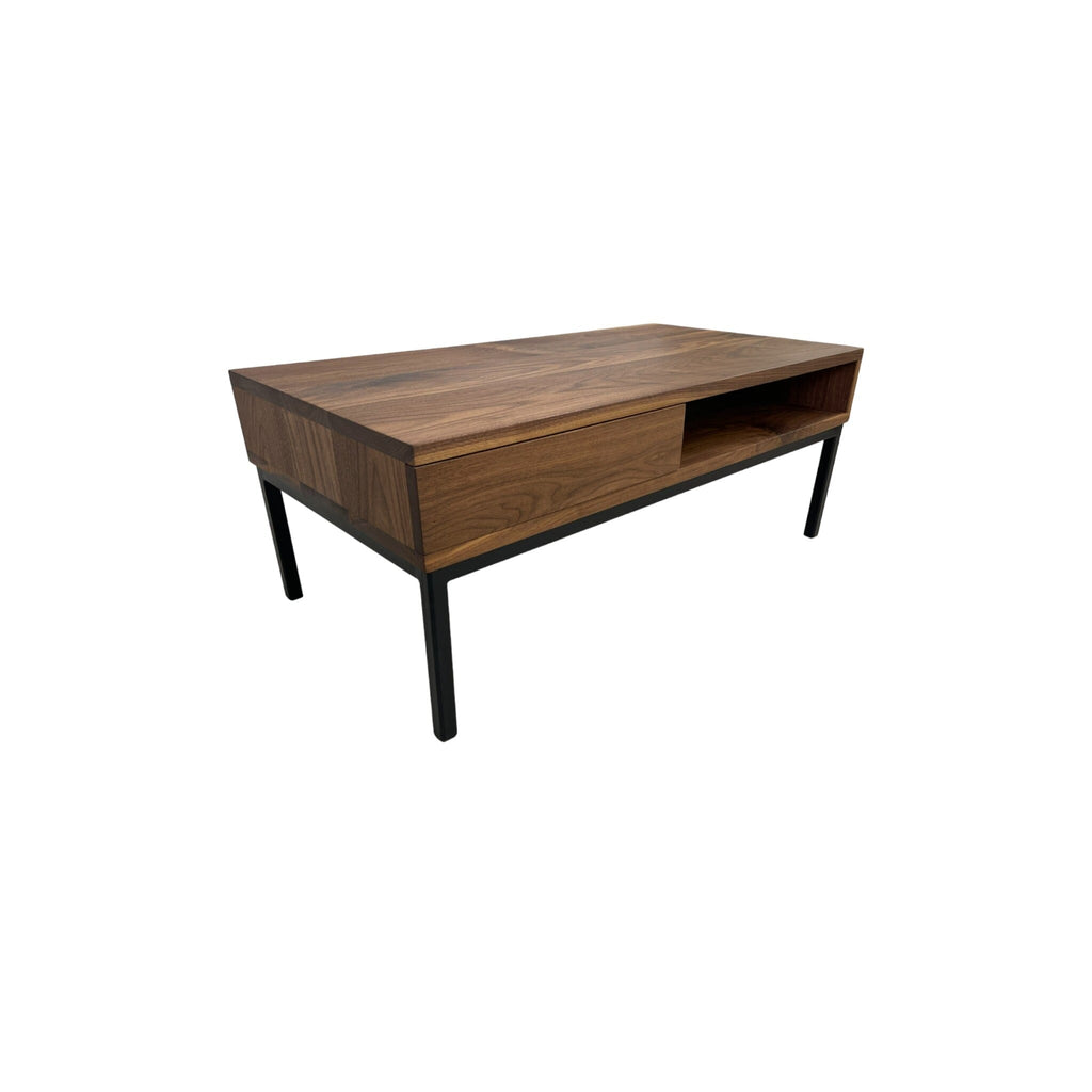 Table basse en noyer noir avec tiroir Tables basses Urbarn Mobilier 