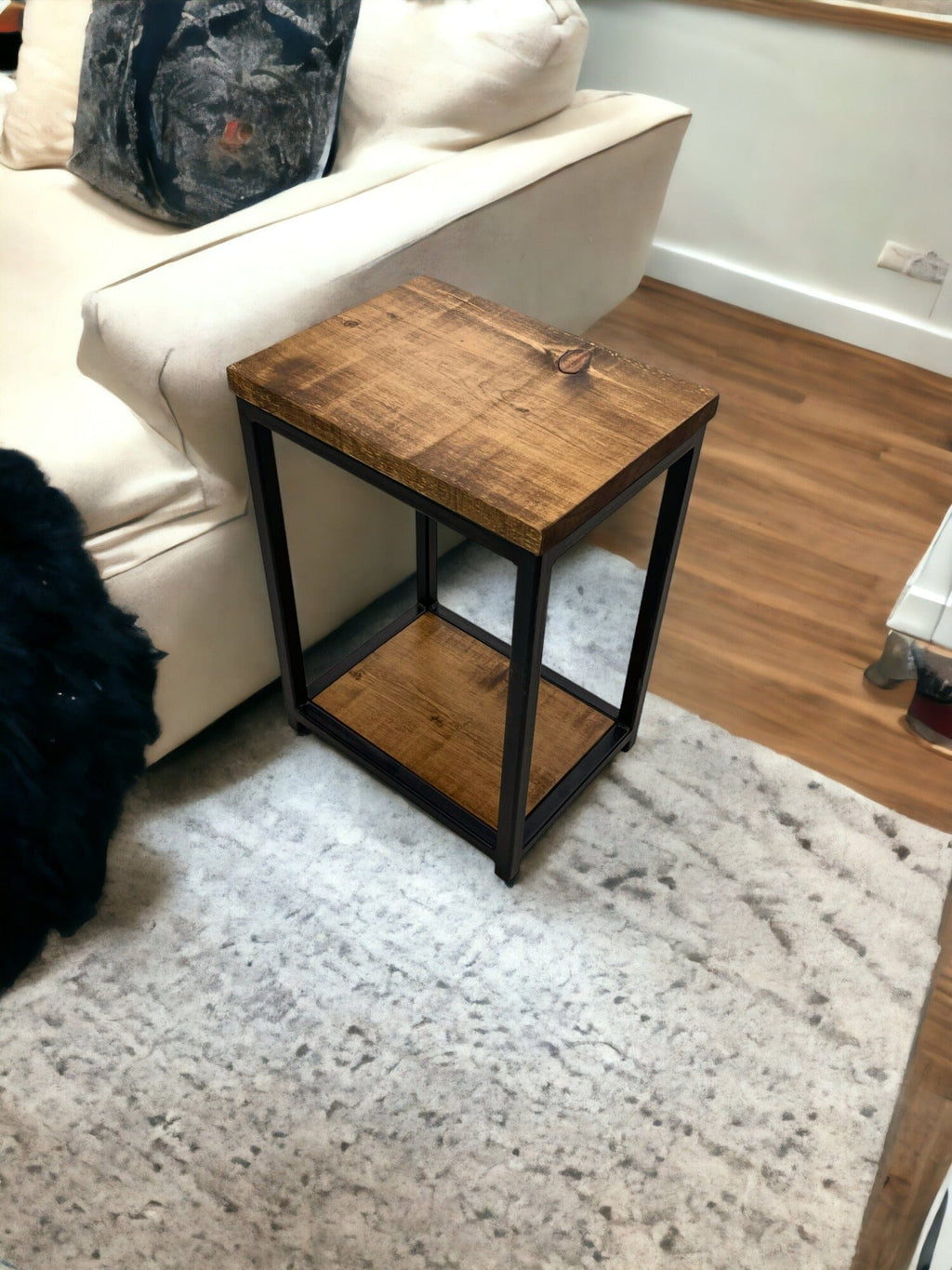 Table d'appoint sur mesure - Pin blanc Table d'appoint Urbarn Mobilier 