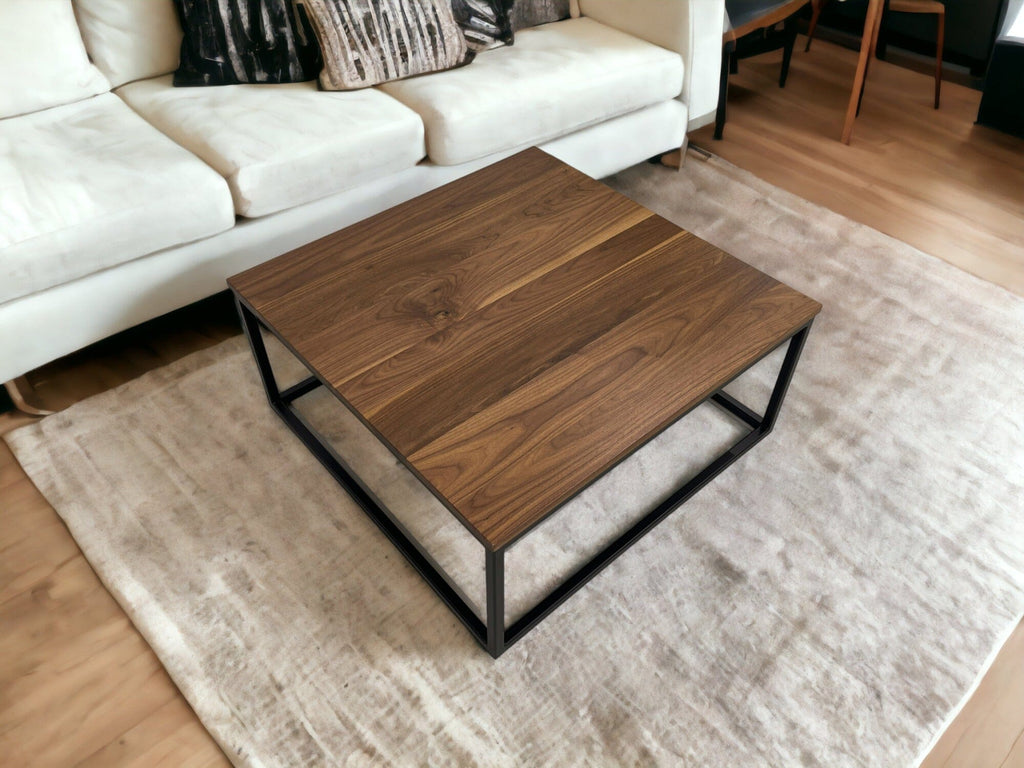 Table basse carré en noyer noir Tables basses Urbarn Mobilier 