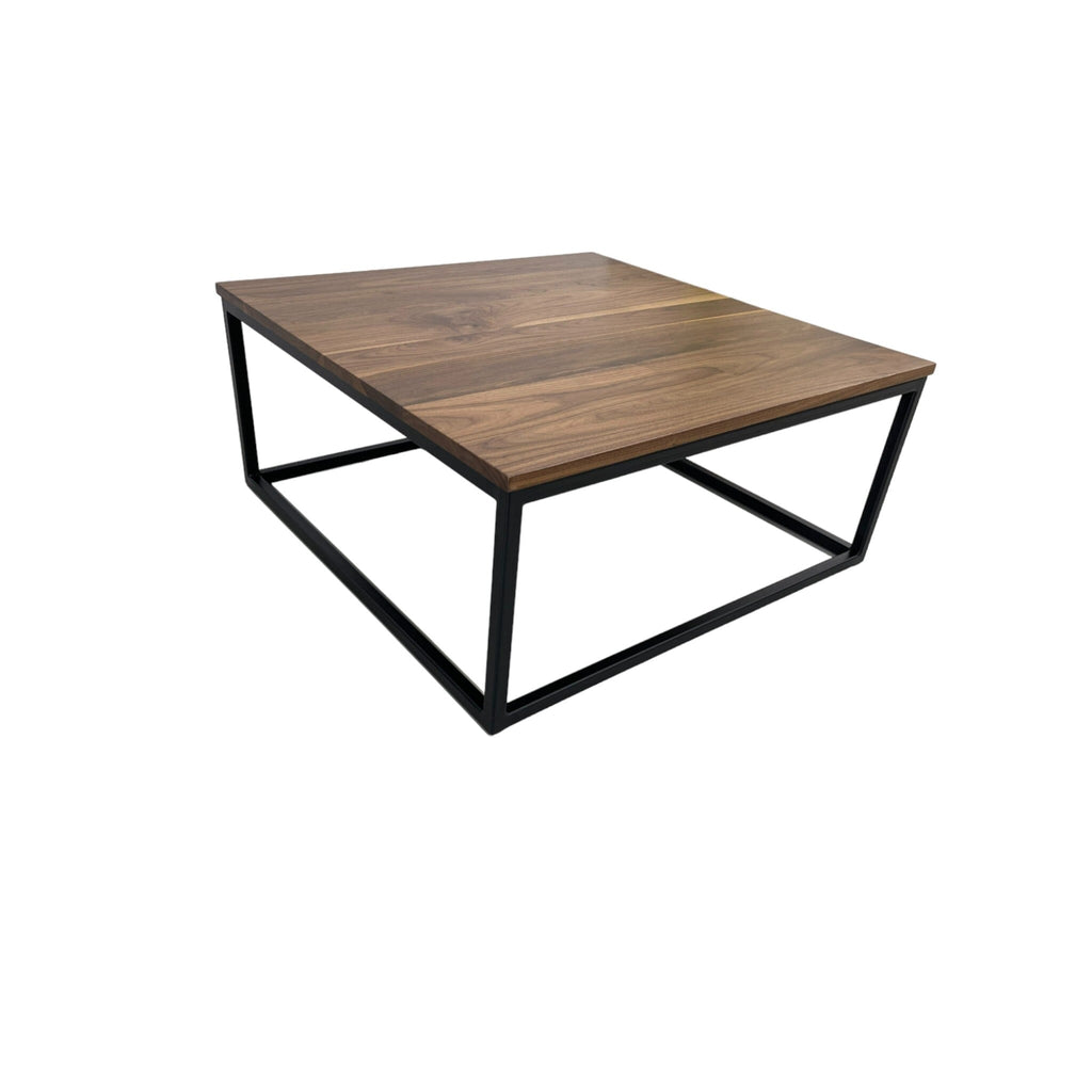 Table basse carré en noyer noir Tables basses Urbarn Mobilier 