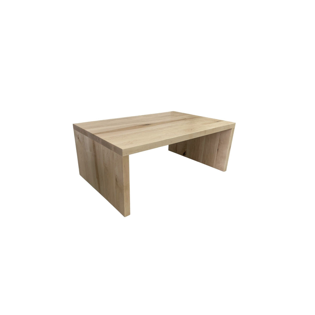 Table basse en érable avec pattes en bois plein Tables basses Urbarn Mobilier 