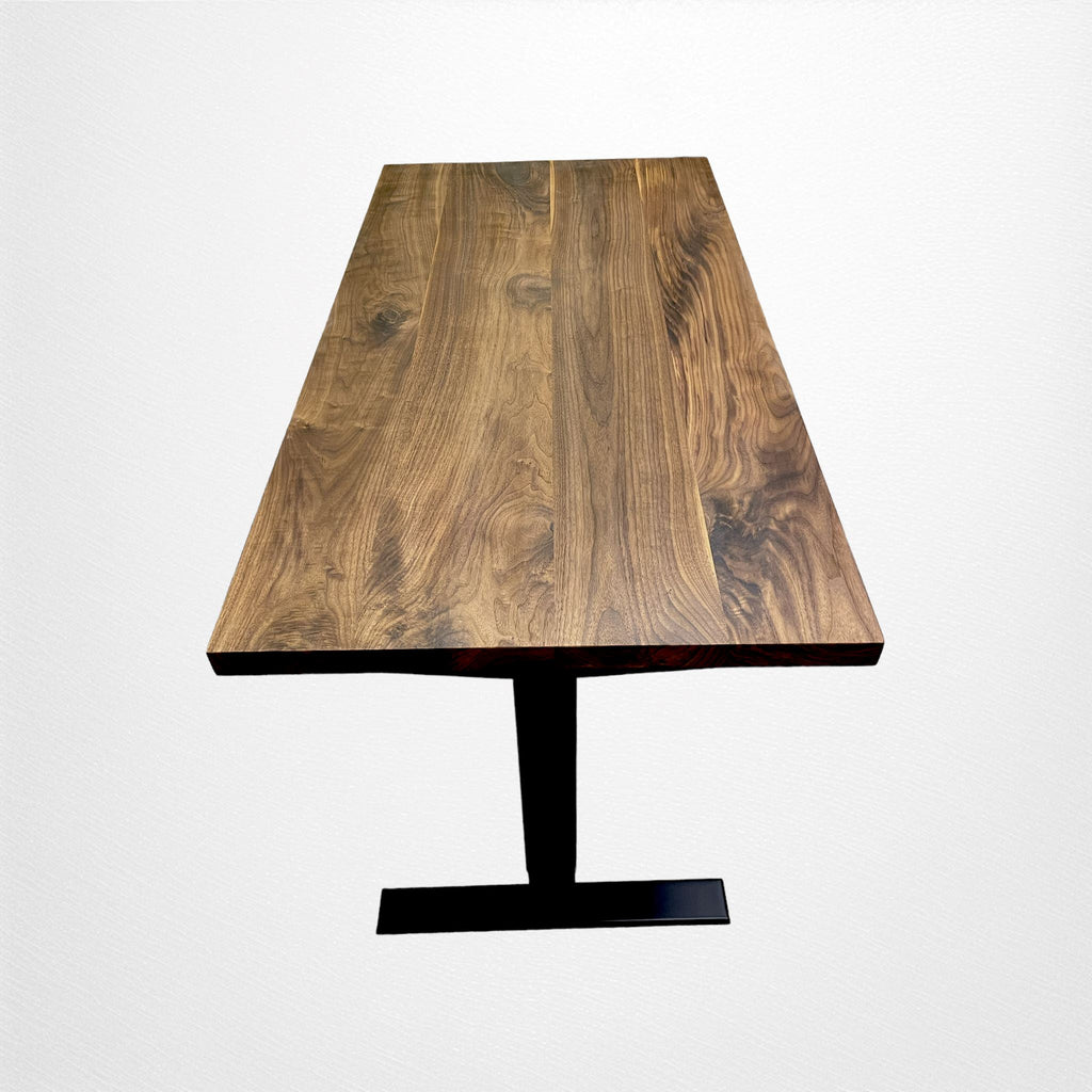 Bureau ajustable en noyer noir Bureau ajustable Urbarn Mobilier 